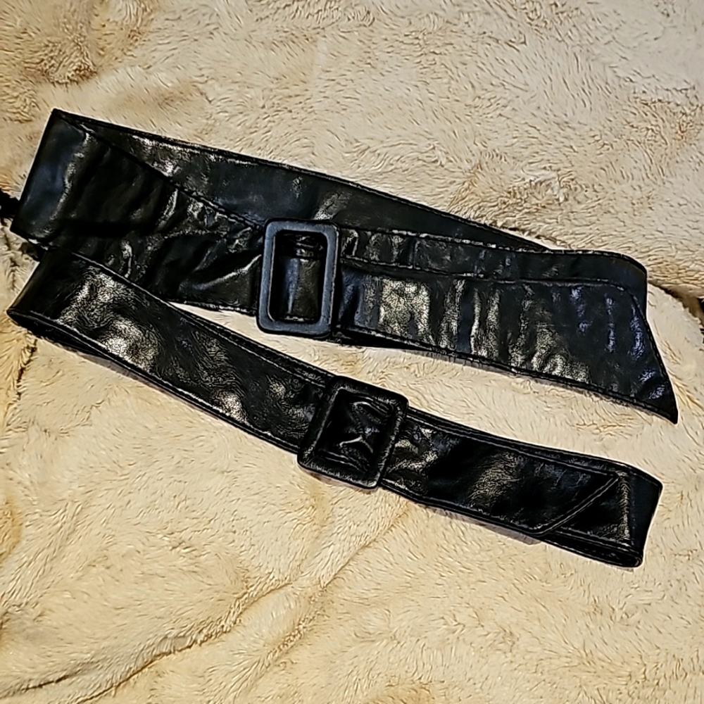 3" and 2" black belts
